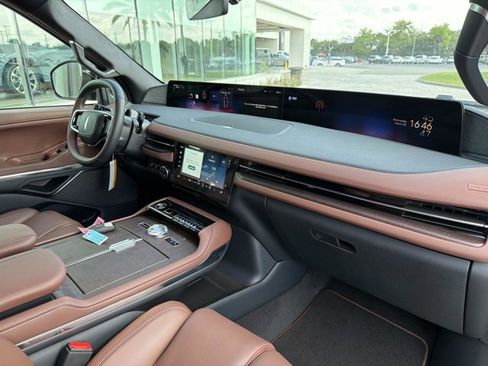 New 2026 Lincoln Navigator Reserve AWD/4WD image 20