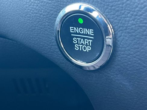 Used 2024 Ford Edge SEL image 20