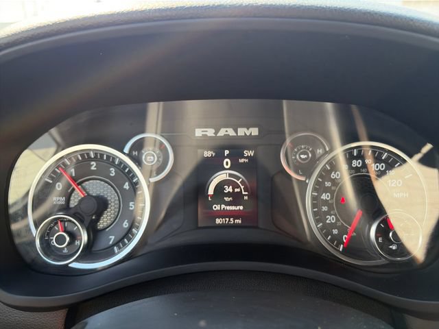 Used 2024 RAM 3500 Tradesman w/ Chrome Appearance Group AWD/4WD image 15