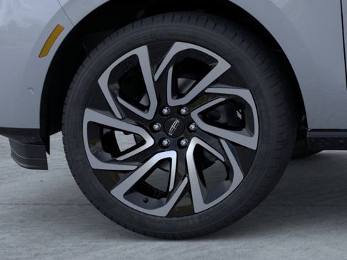 New 2026 Lincoln Navigator Reserve AWD/4WD image 19