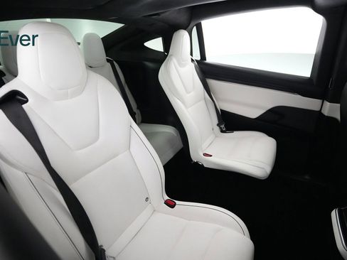 Used 2023 Tesla Model X Plaid AWD/4WD image 5