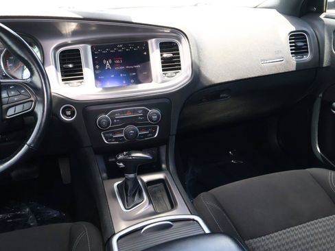 Used 2023 Dodge Charger SXT RWD image 11
