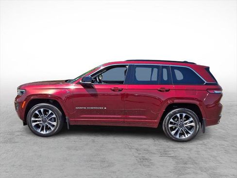 Certified 2024 Jeep Grand Cherokee Overland w/ Advanced Protech Group III AWD/4WD image 2