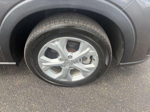 Certified 2025 Honda HR-V LX image 9