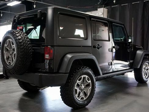 Used 2013 Jeep Wrangler Unlimited Rubicon w/ Connectivity Group image 28