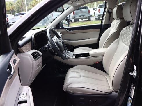 Used 2022 Hyundai Palisade Limited FWD image 21