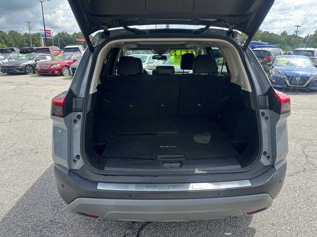 Used 2021 Nissan Rogue SL w/ Premium Package AWD/4WD image 10