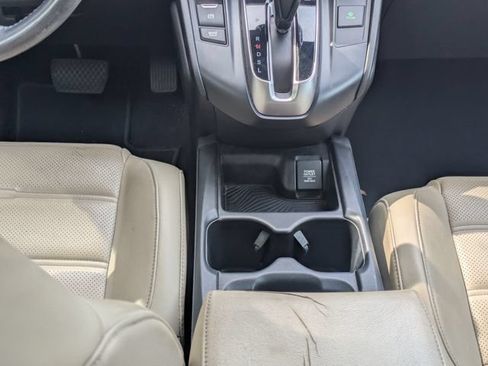 Used 2017 Honda CR-V Touring image 19