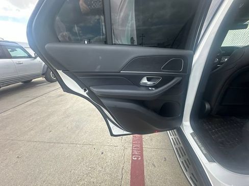 Used 2025 Mercedes-Benz GLE 450 4MATIC image 8