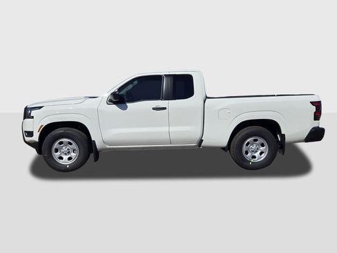 New 2026 Nissan Frontier S image 2