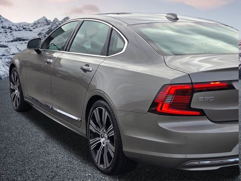 Used 2021 Volvo S90 T6 Inscription image 51