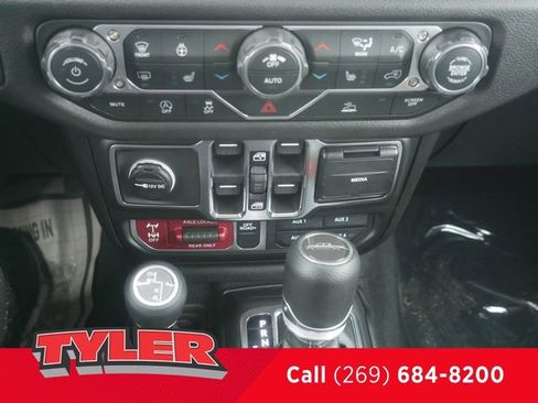 New 2026 Jeep Gladiator Sport AWD/4WD image 32