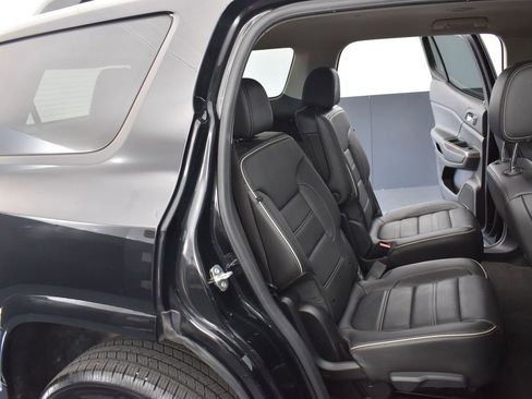 Used 2020 GMC Acadia Denali image 8