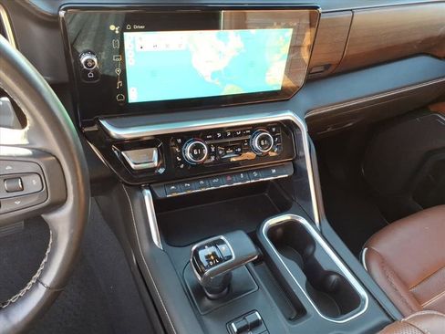 Used 2023 GMC Sierra 1500 Denali Ultimate image 33