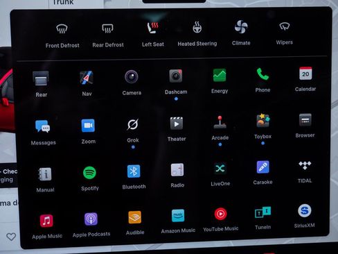 Used 2024 Tesla Model 3 Standard Range image 15