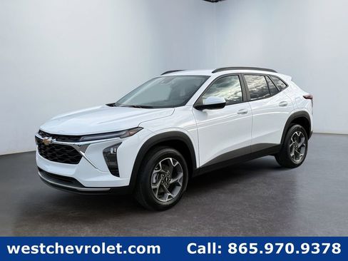 New 2026 Chevrolet Trax LT w/ Driver Confidence Package image 7