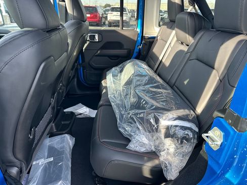 New 2026 Jeep Wrangler Unlimited Rubicon 392 image 12
