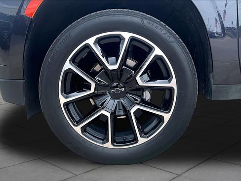 Used 2023 Chevrolet Tahoe RST RWD image 11