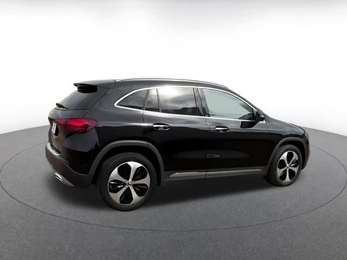 Used 2025 Mercedes-Benz GLA 250 image 12