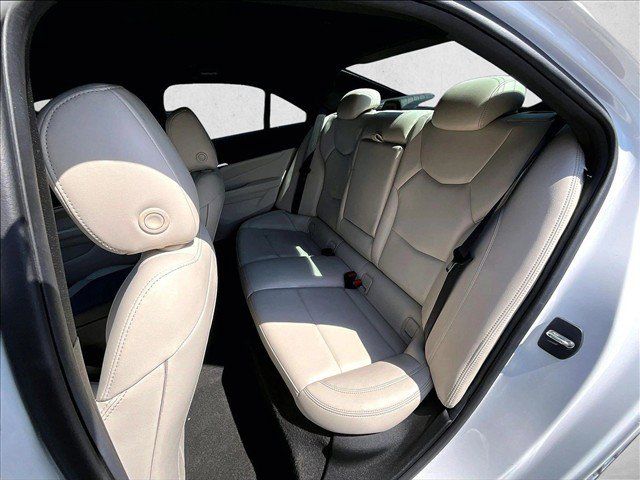 Certified 2023 Cadillac CT4 Luxury RWD image 28