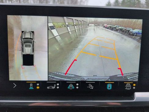 Used 2022 GMC Sierra 1500 Elevation w/ Elevation Premium Package image 15