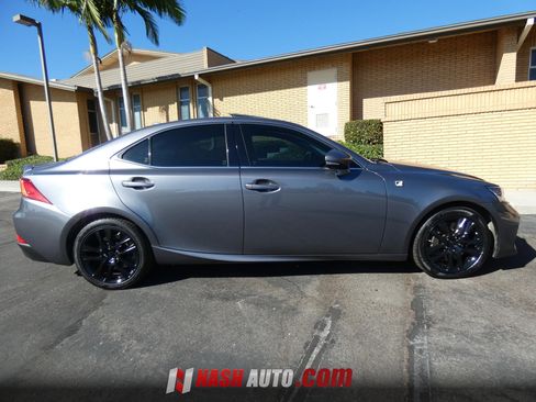 Used 2019 Lexus IS 300 w/ Accessory Package 2 RWD image 7