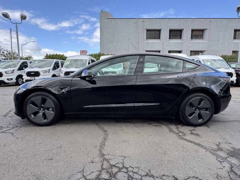 Used 2021 Tesla Model 3 RWD image 8