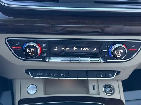 Used 2019 Audi Q5 2.0T Premium w/ Convenience Package AWD/4WD image 34