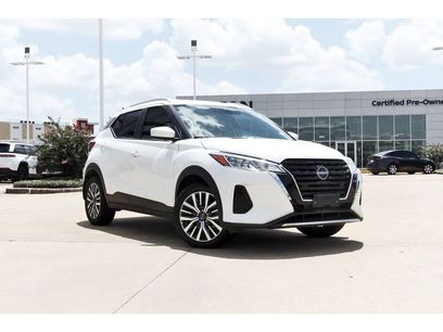 Used 2022 Nissan Kicks SV