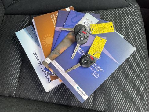 Used 2017 Subaru Outback 2.5i Premium image 44