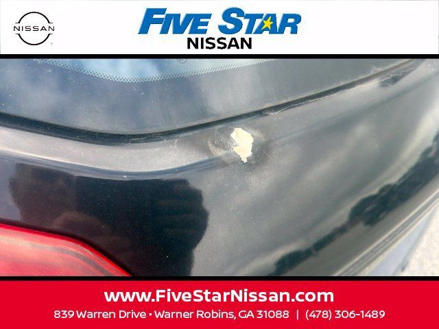 Used 2020 Nissan Kicks SR FWD image 28