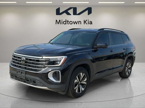 Used 2025 Volkswagen Atlas SE FWD image 7