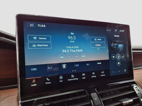 Used 2023 Lincoln Navigator L Reserve image 10