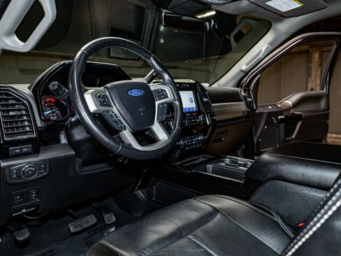 Used 2021 Ford F250 Lariat w/ Lariat Ultimate Package image 16