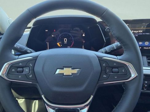 New 2026 Chevrolet Trax LT w/ LT Convenience Package image 98