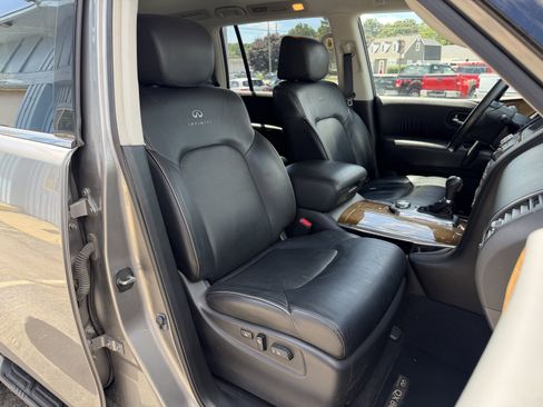 Used 2014 INFINITI QX80 4WD w/ Theater Package image 14