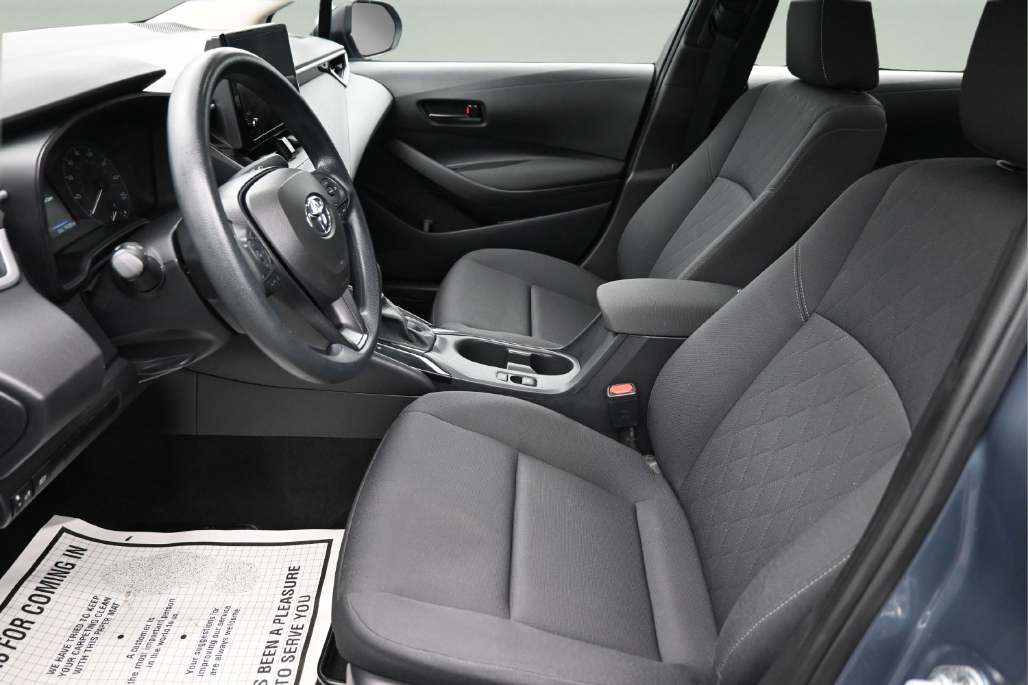 Used 2024 Toyota Corolla LE FWD image 12