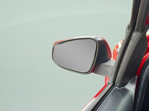 Used 2022 Toyota Tacoma SR5 w/ Technology Package image 25