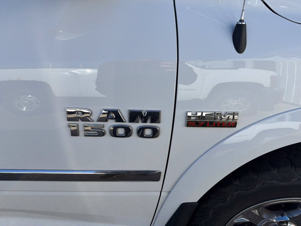 Used 2015 RAM 1500 Laramie w/ Convenience Group AWD/4WD image 45
