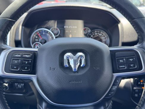 Used 2019 RAM 2500 Big Horn w/ Black Appearance Package AWD/4WD image 21