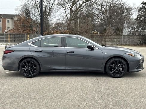 Certified 2025 Lexus ES 350 F Sport image 4