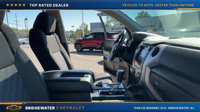 Used 2020 Toyota Tundra 4x4 CrewMax image 16