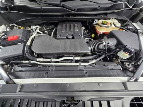 Used 2023 Chevrolet Silverado 1500 LT Trail Boss w/ Protection Package image 11