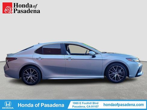 Used 2023 Toyota Camry SE w/ Protection Package (Q2) (TMS) FWD image 4