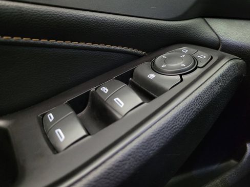 Used 2019 Chevrolet Traverse LT image 27