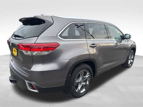 Used 2018 Toyota Highlander Limited image 8