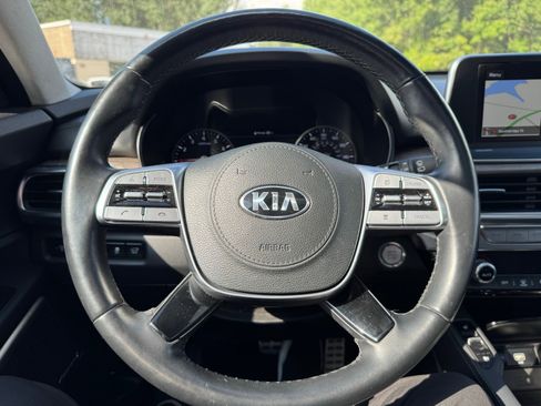 Used 2020 Kia Telluride SX w/ SX Prestige Package image 18