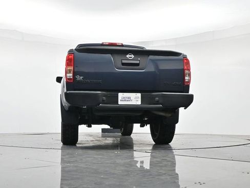 Used 2018 Nissan Frontier SV image 37