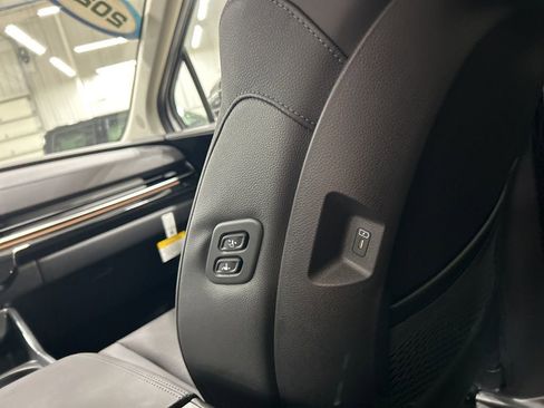 New 2026 Kia Carnival SX Prestige image 32