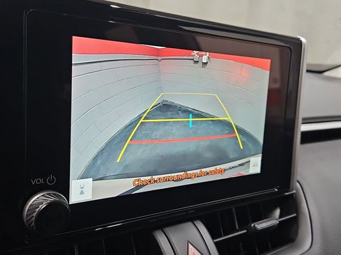 New 2025 Toyota RAV4 XLE image 15